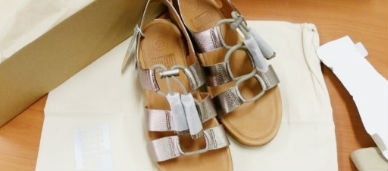 핏플랍 글래디샌들